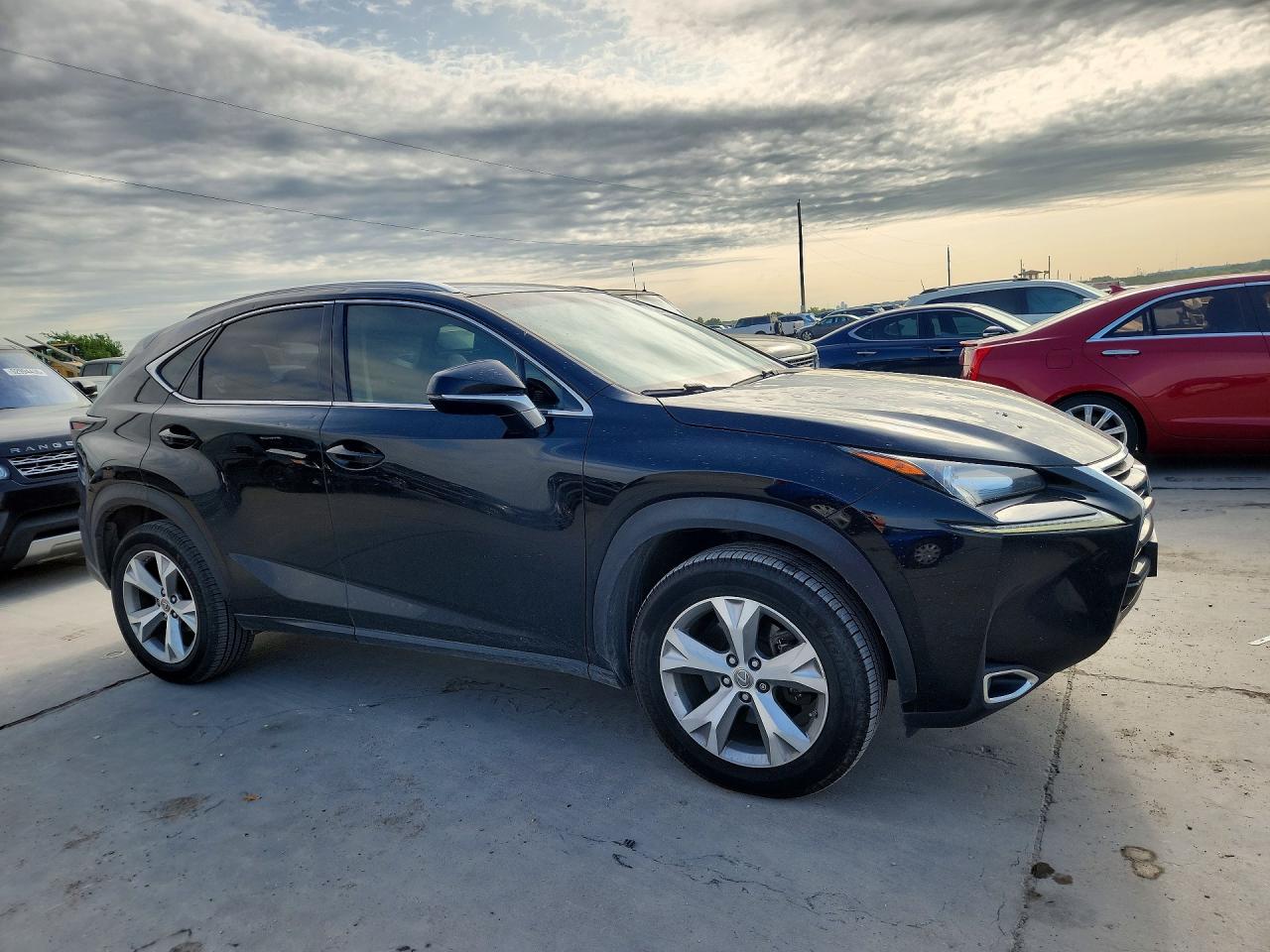 2017 Lexus Nx VIN JTJYARBZ9H2063076 photo 4