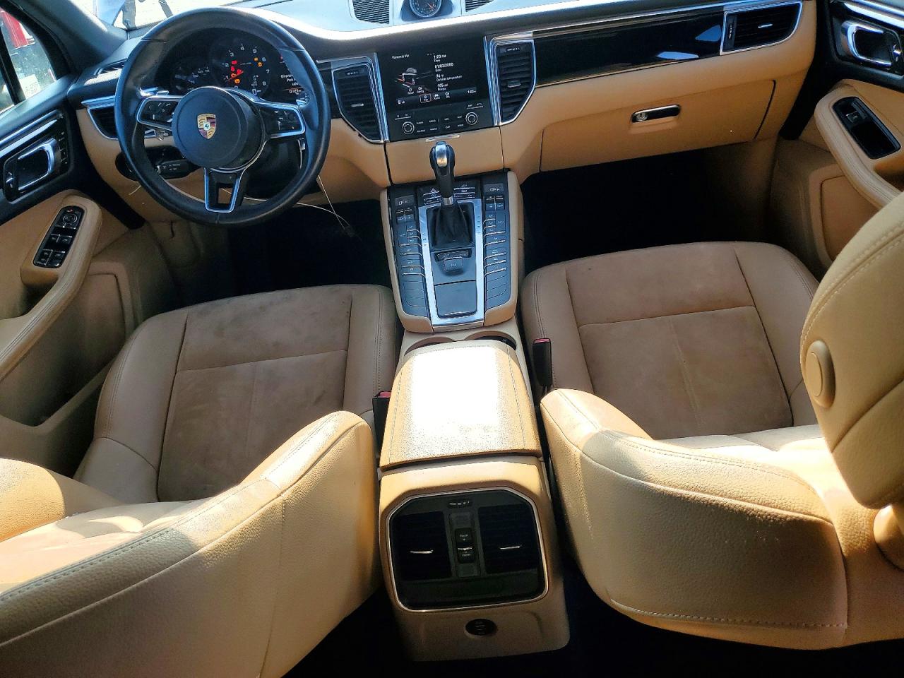 2018 Porsche Macan VIN WP1AA2A51JLB08181 photo 8