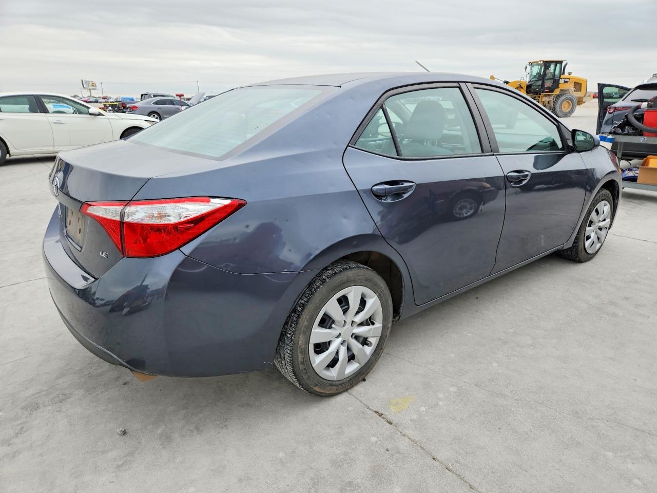 2016 TOYOTA Corolla VIN 5YFBURHE2GP413264 photo 3