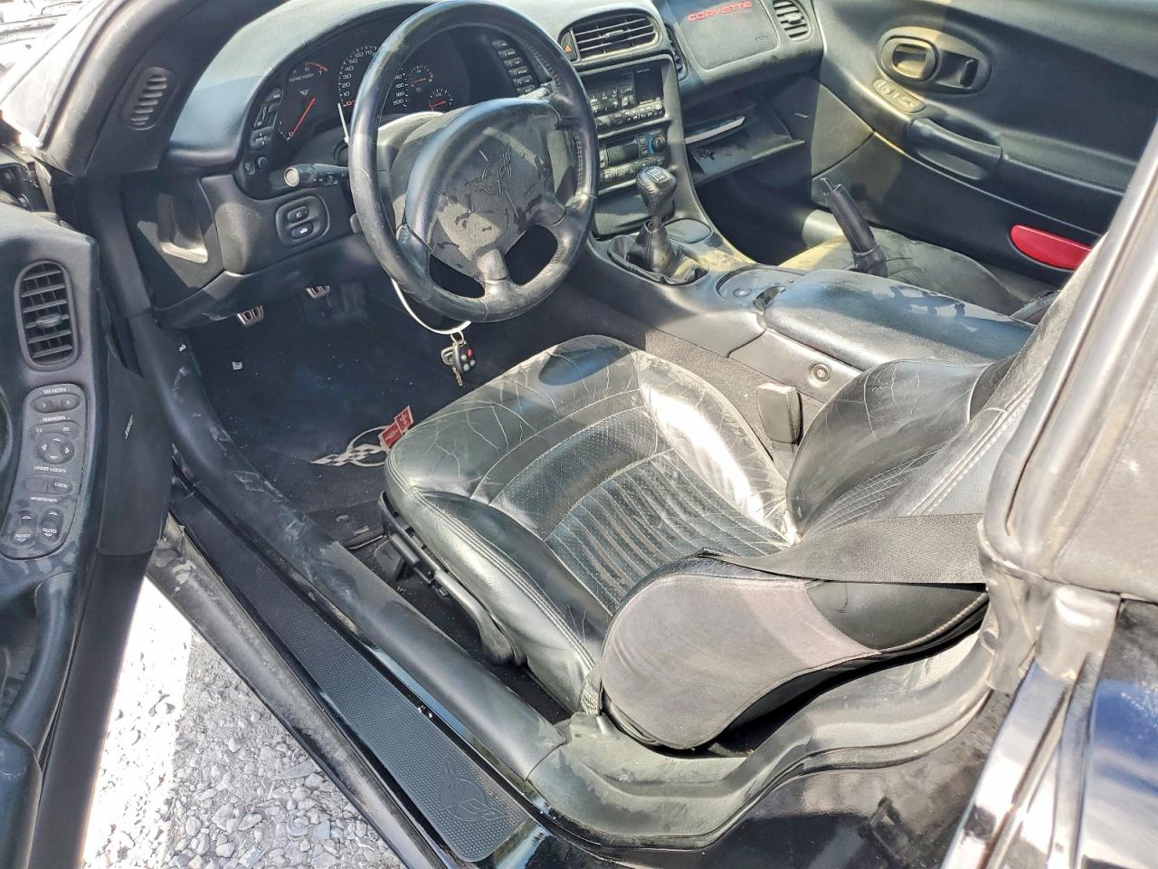 2000 CHEV Corvette VIN 1G1YY32G1Y5131243 photo 8