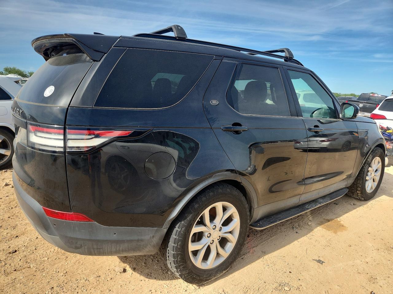 2019 Land Discovery VIN SALRG2RV9K2401530 photo 3