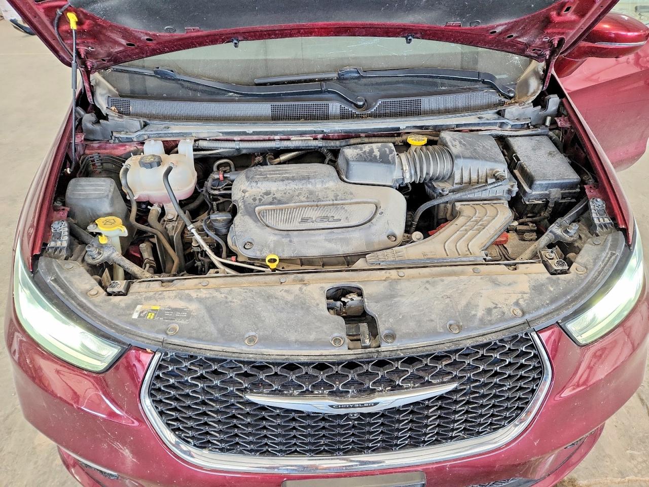 2021 Chrysler Pacifica VIN 2C4RC1BG2MR559656 photo 12