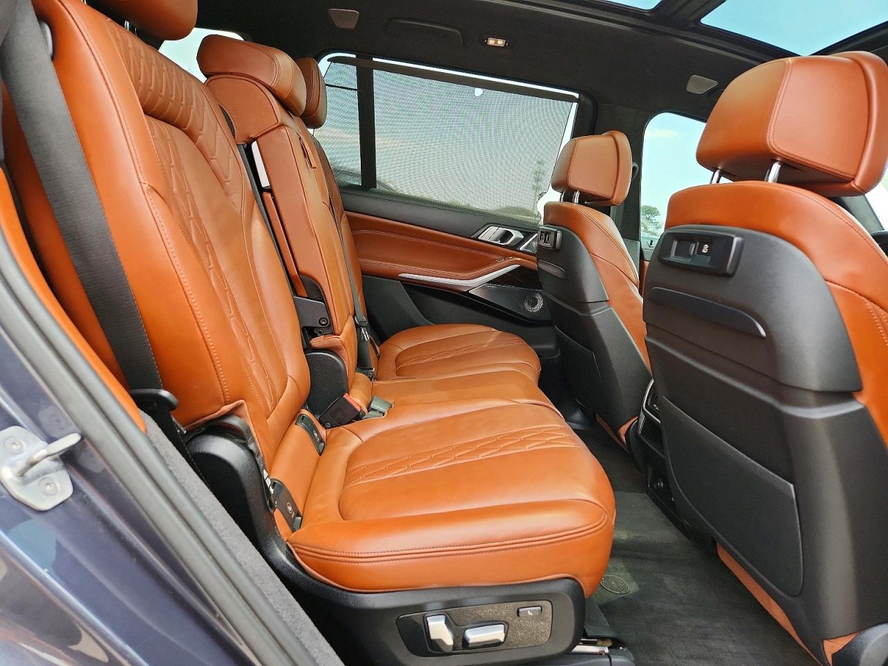 2019 BMW X7 VIN 5UXCX4C53KLS37248 photo 10