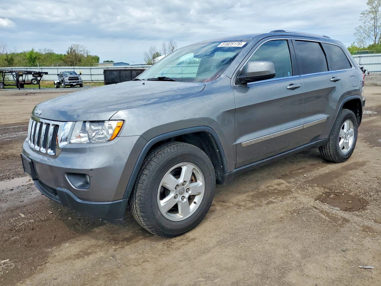 2013 Jeep Cherokee VIN 1C4RJFAGXDC560731 photo 1