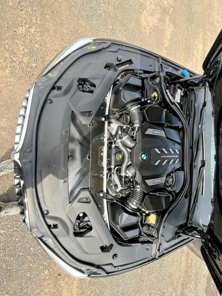 2019 BMW M8 VIN WBAFY4C50KBX38841 photo 6