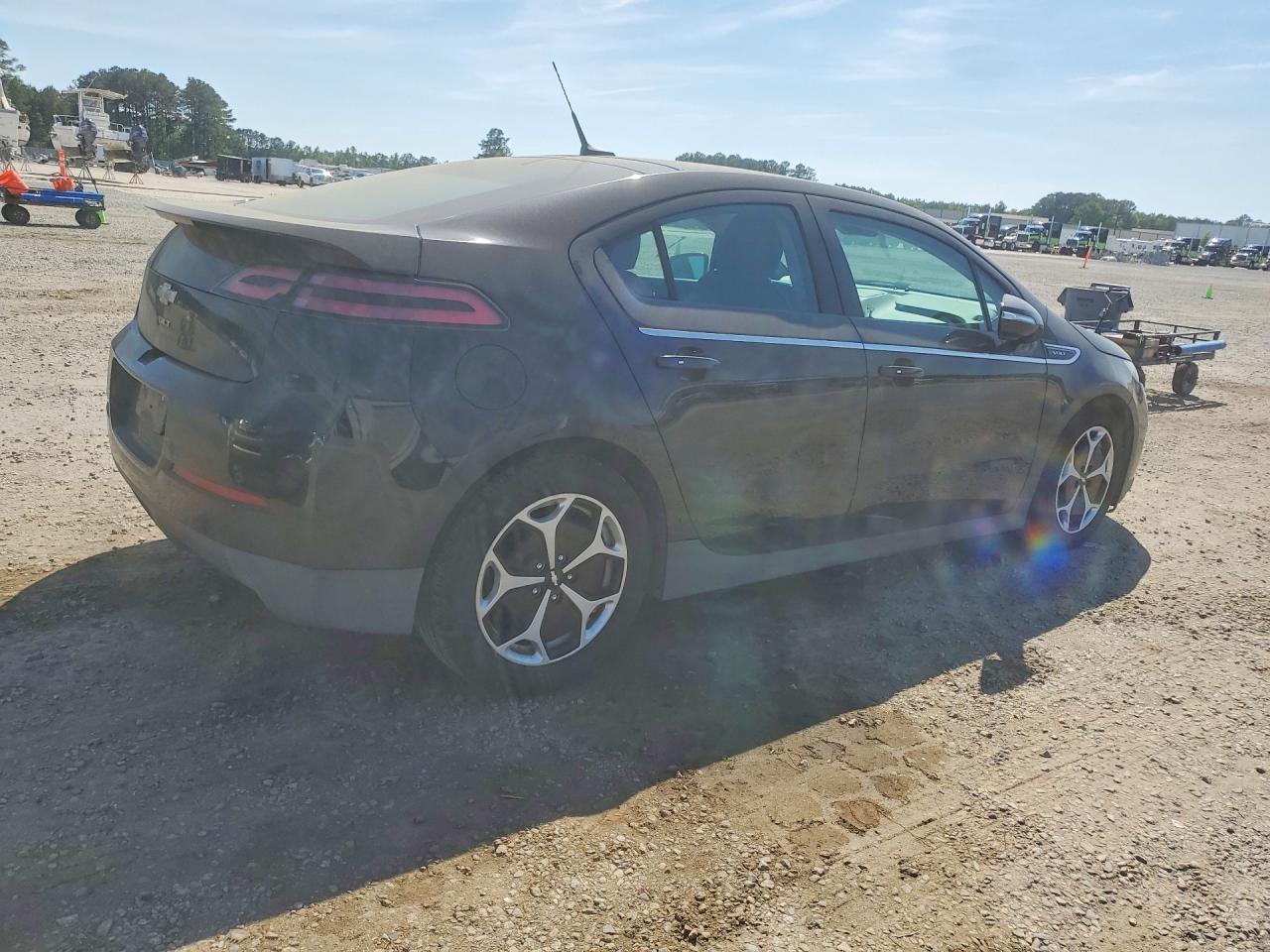 2014 CHEV Volt VIN 1G1RD6E44EU162555 photo 3