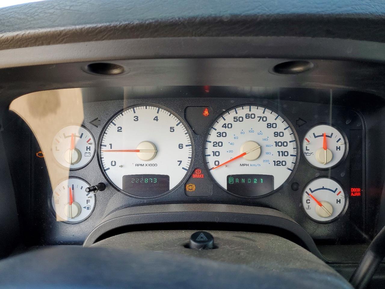 2003 Dodge Ram 1500 VIN 1D7HU18N83S305905 photo 9