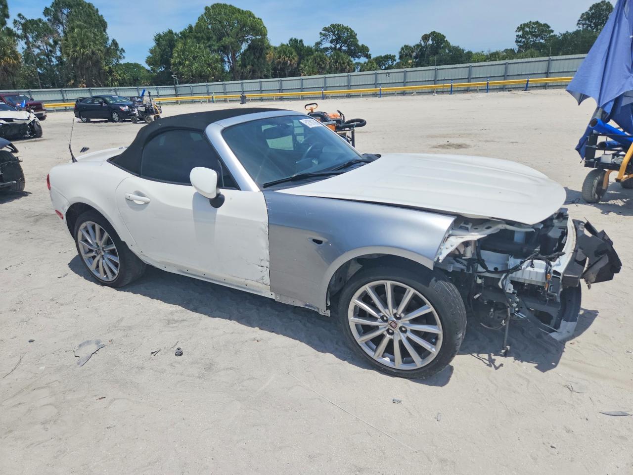 2017 Fiat All other VIN JC1NFAEK5H0127727 photo 4