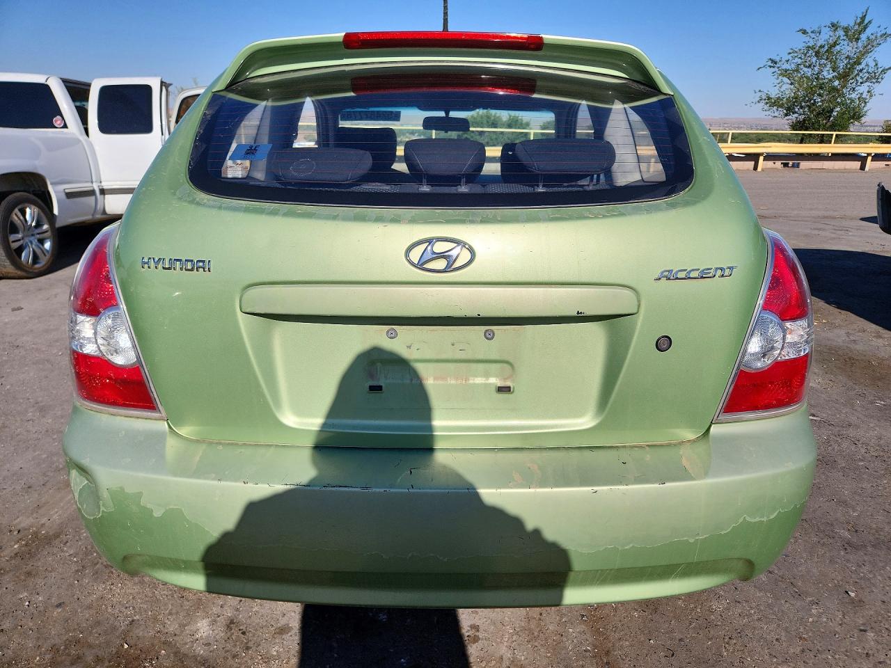 2009 Hyundai Accent VIN KMHCM36C49U122110 photo 6
