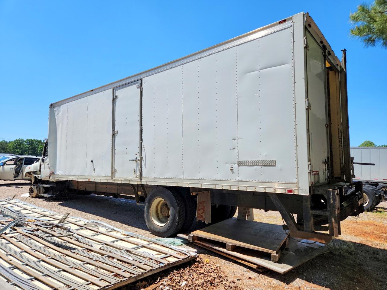2013 HINO All models VIN 5PVNJ8JV6D4S54547 photo 2