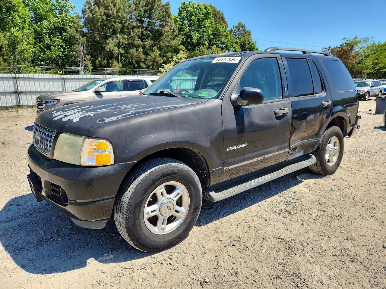 2004 Ford Explorer VIN 1FMZU63K94UB56396 photo 1