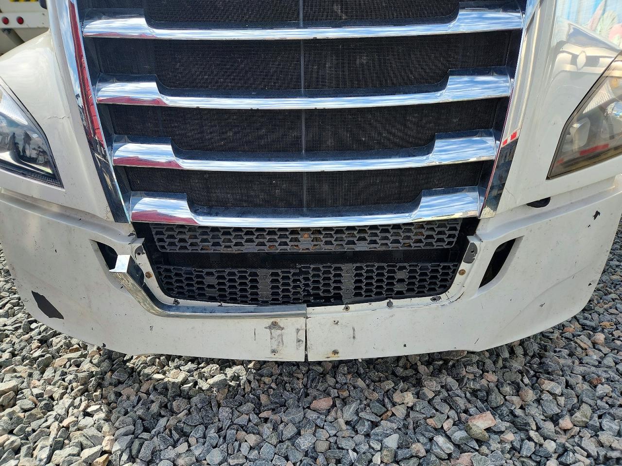 2019 FREIGHTLINER All other VIN 3AKJHHDV0KSKF7638 photo 9