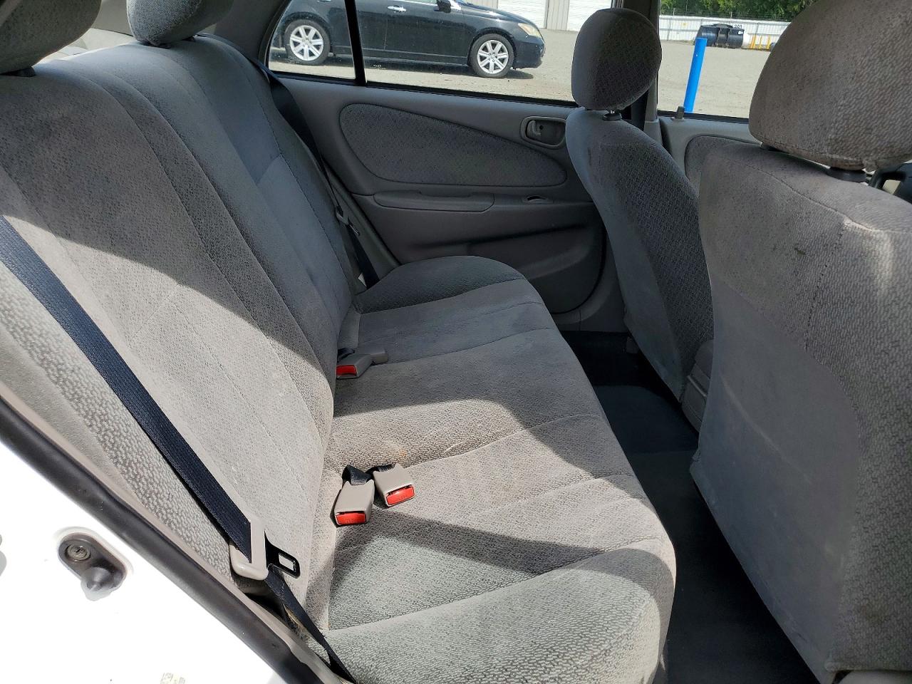 2000 Toyota Corolla VIN 1NXBR12EXYZ391235 photo 10