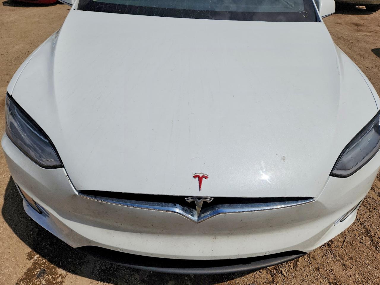 2018 TESLA Model x VIN 5YJXCDE23JF112060 photo 11