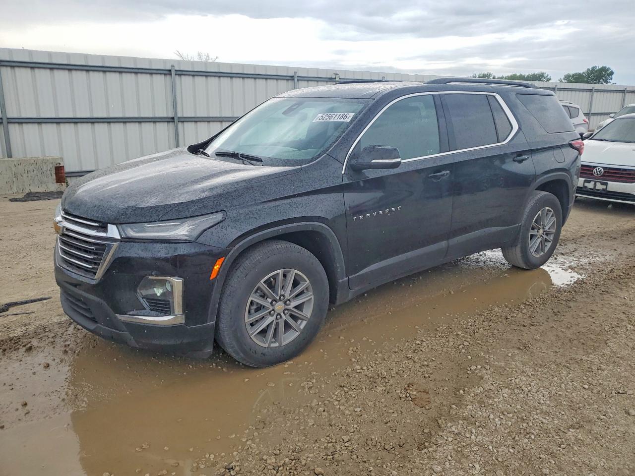 2022 Chevrolet Traverse VIN 1GNERGKW7NJ163808 photo 1