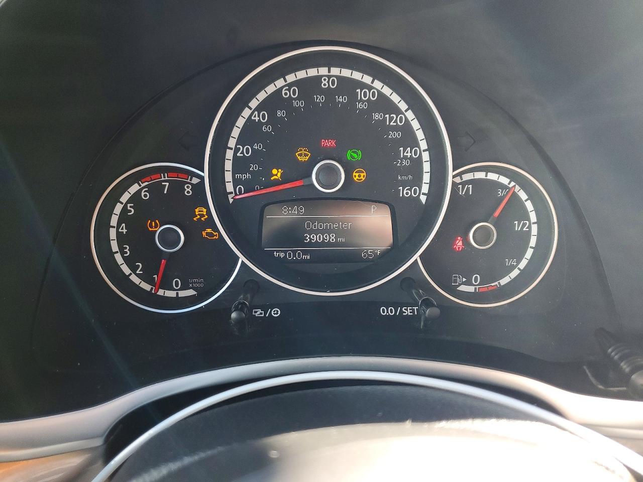 2014 Volkswagen Beetle VIN 3VW517AT3EM815248 photo 9