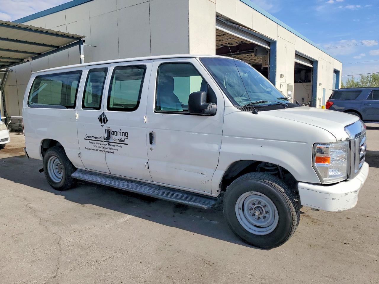 2009 Ford Econoline VIN 1FMNE11W89DA37623 photo 4