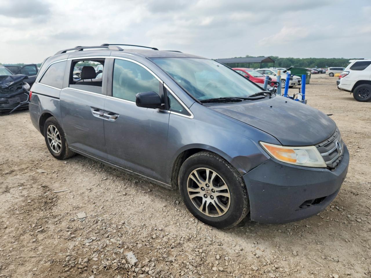 2011 Honda All models VIN 5FNRL5H48BB003767 photo 4