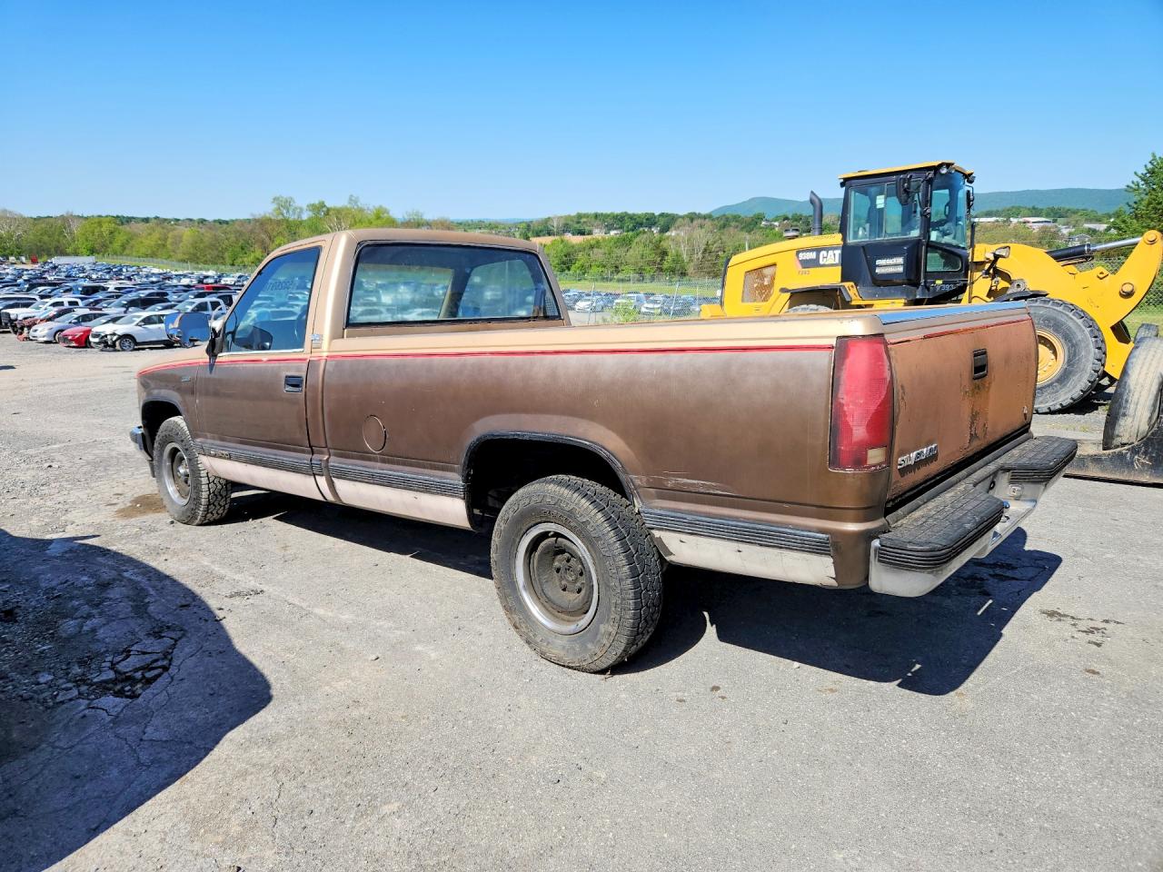 1988 Chev Gmt VIN 1GCDC14Z3JE179811 photo 2
