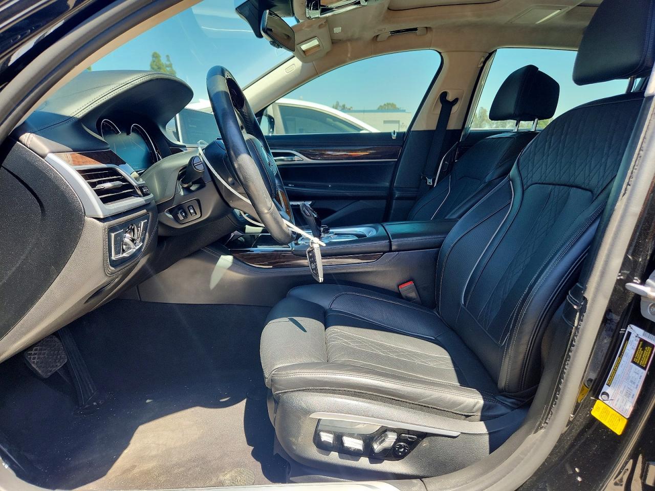 2016 BMW 7 series VIN WBA7F0C59GGM20875 photo 7
