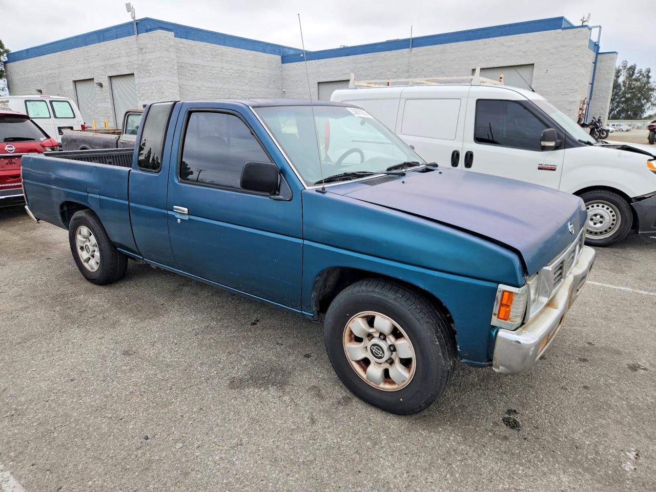1995 Nissan TITAN VIN 1N6SD16S1SC455174 photo 4
