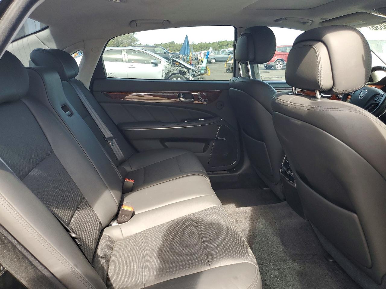 2015 Hyundai Equus VIN KMHGH4JH3FU098862 photo 10