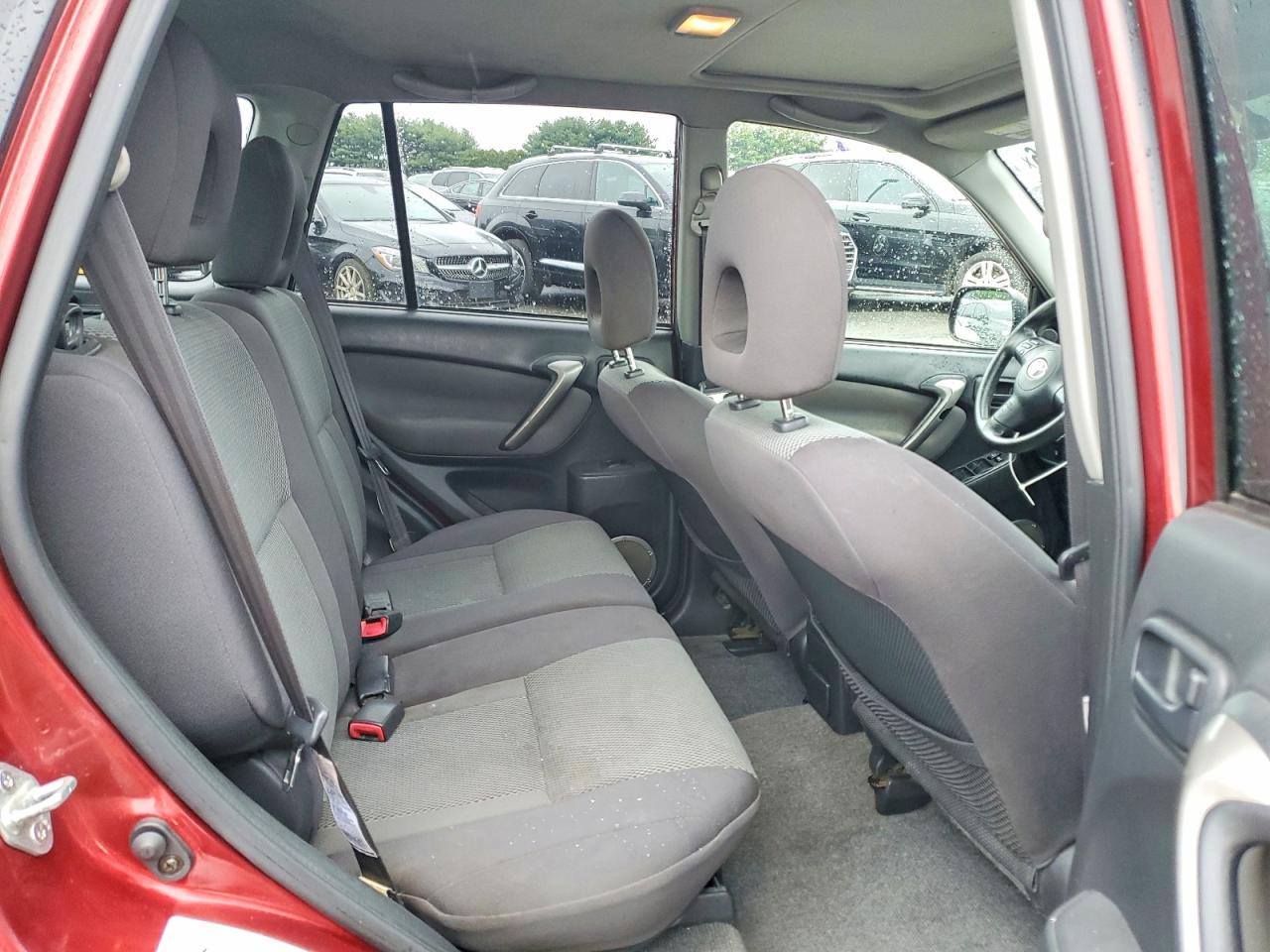 2005 TOYOTA Rav4 VIN JTEHD20V250068334 photo 11