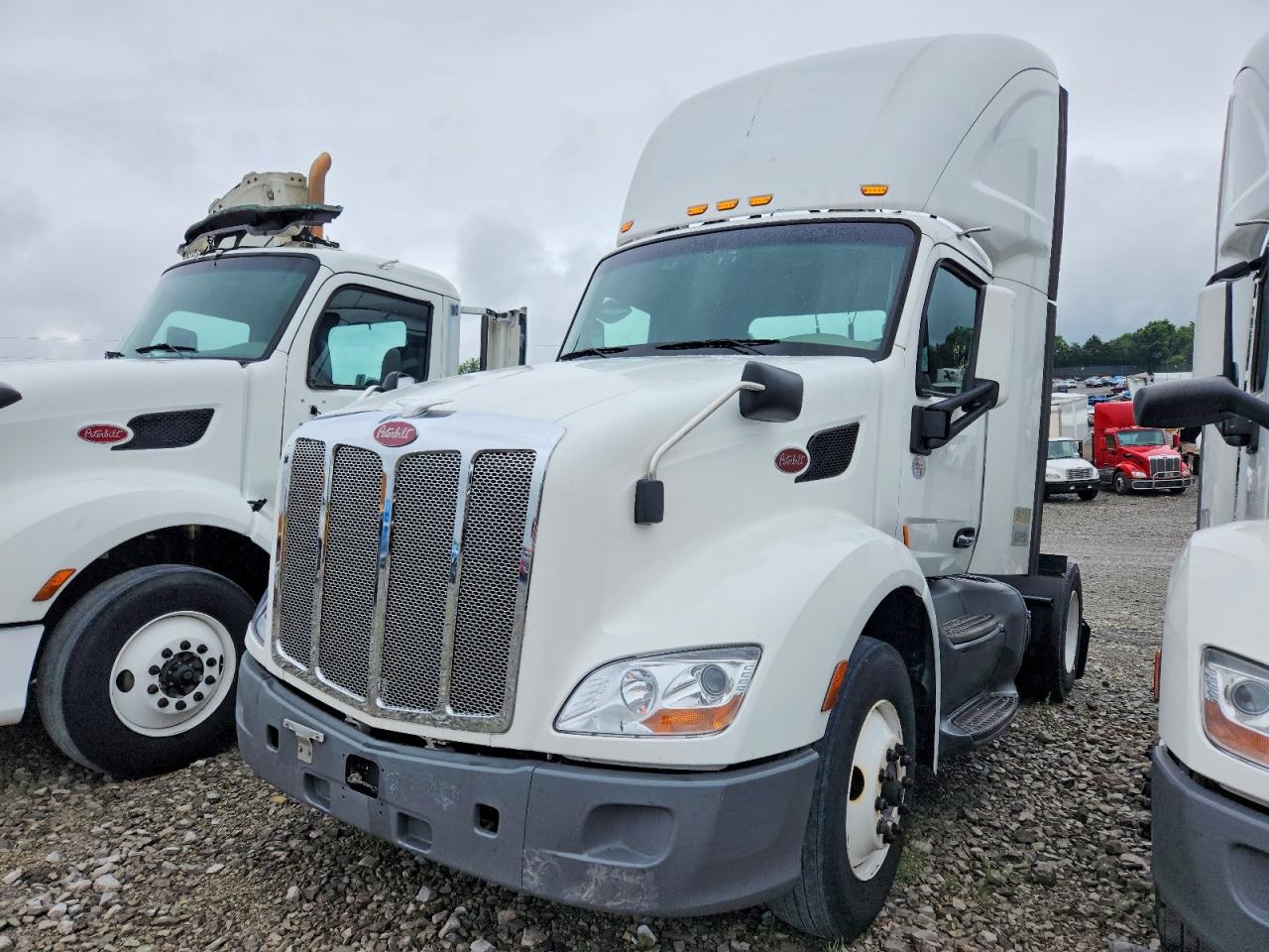 2021 PETERBILT All other VIN 1XPBA48X5MD703329 photo 2