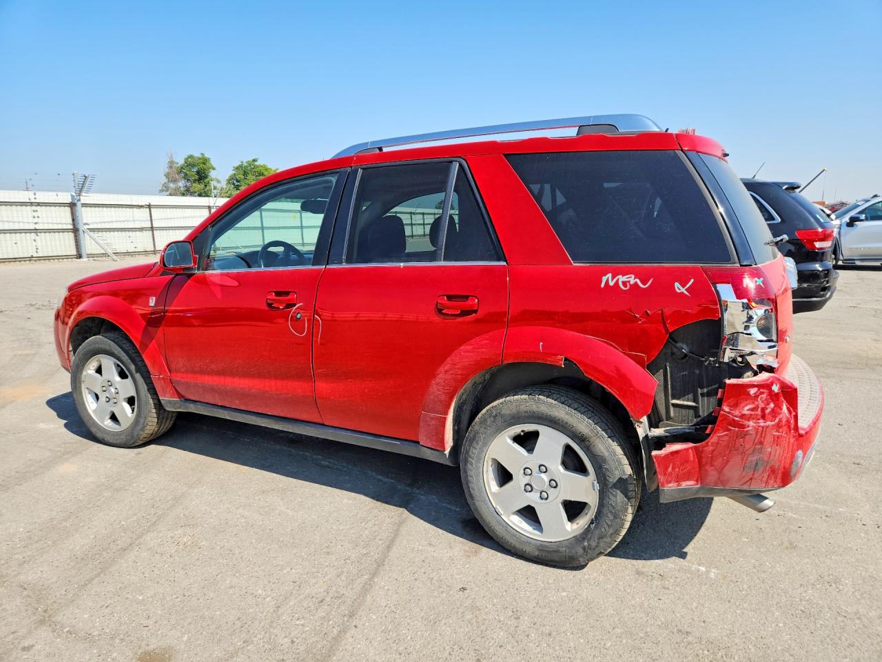 2006 Saturn Vue VIN 5GZCZ53496S859498 photo 2