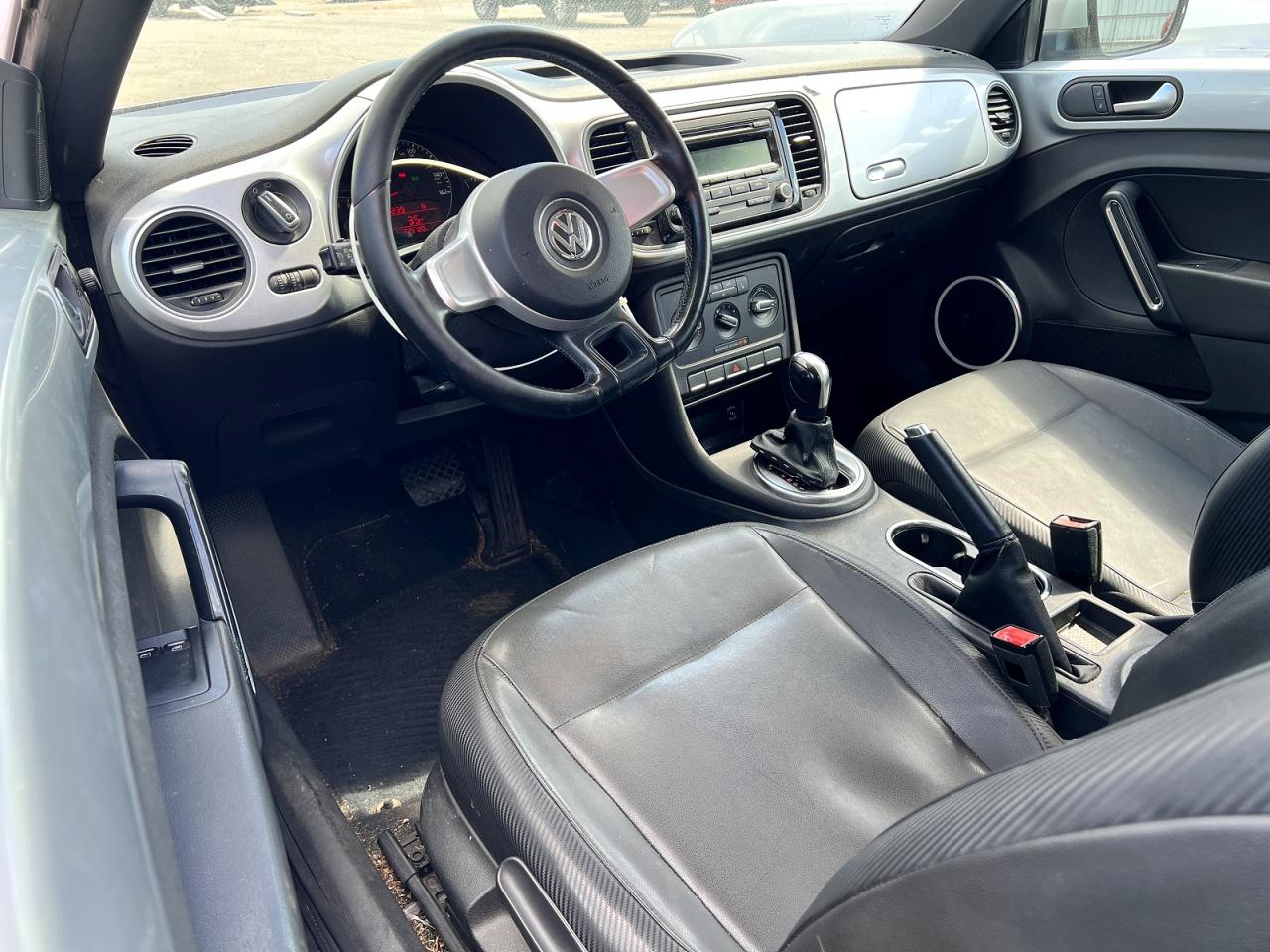 2012 Volkswagen Beetle VIN 3VWJP7AT6CM601896 photo 8
