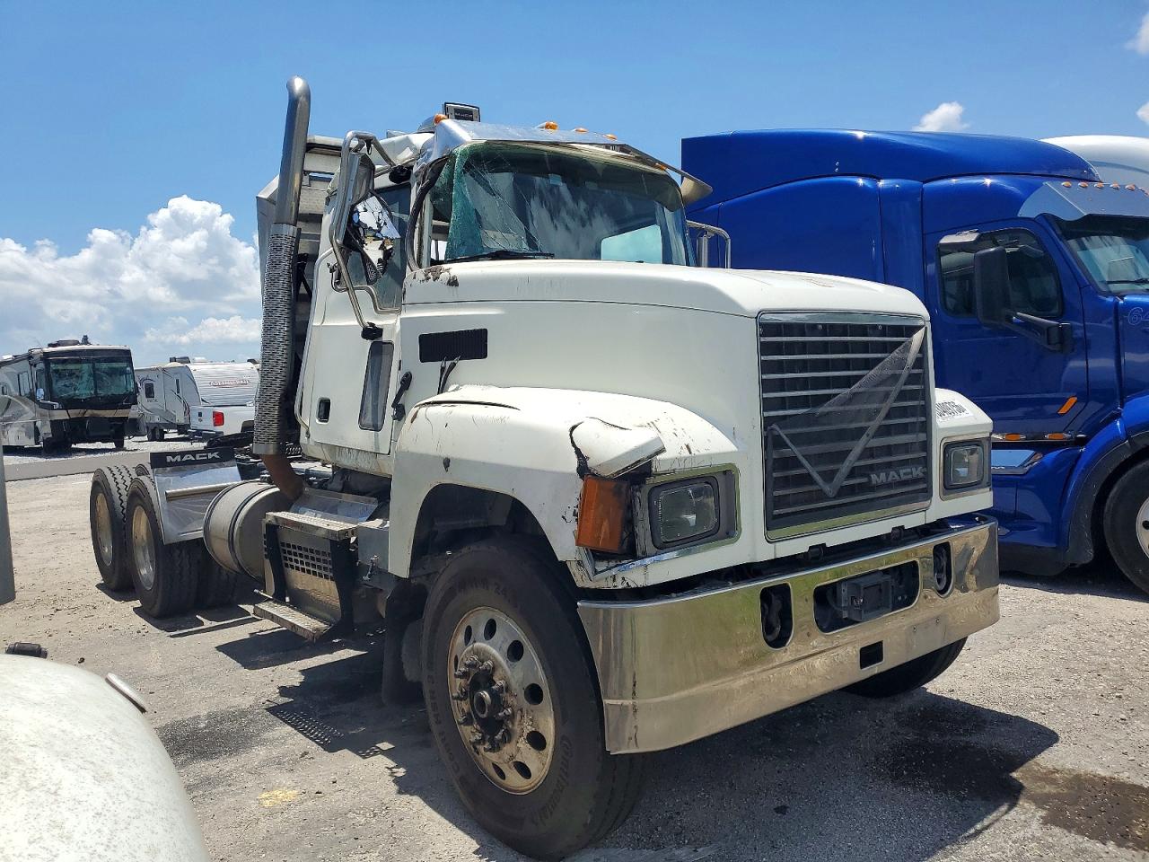 2019 MACK All other VIN 1M1PN4GY5KM001451 photo 1
