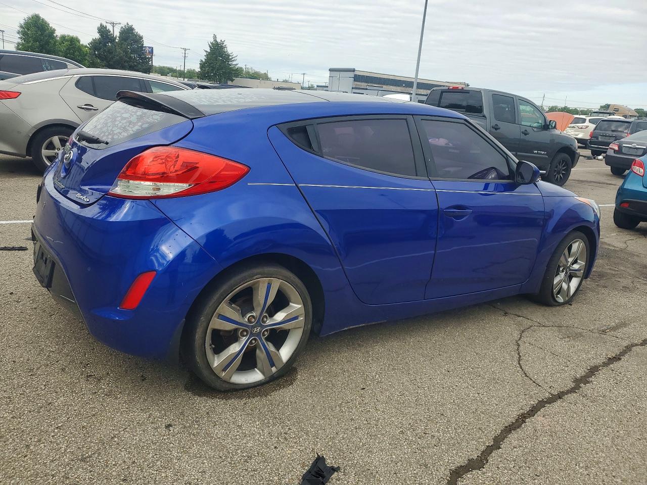 2012 HYUNDAI Veloster VIN KMHTC6ADXCU067609 photo 3