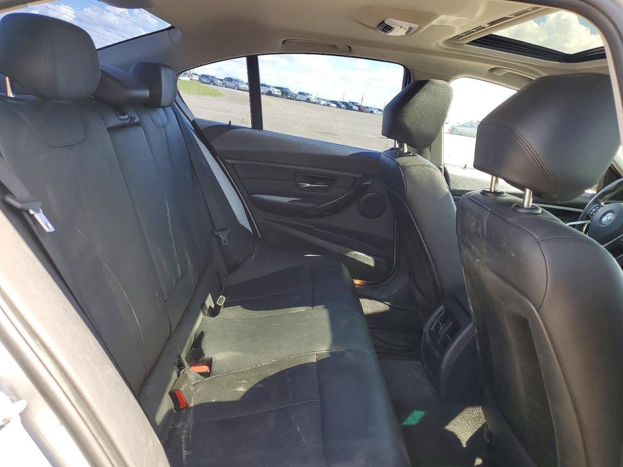 2014 BMW 3 series VIN WBA3D5C54EKX95469 photo 10