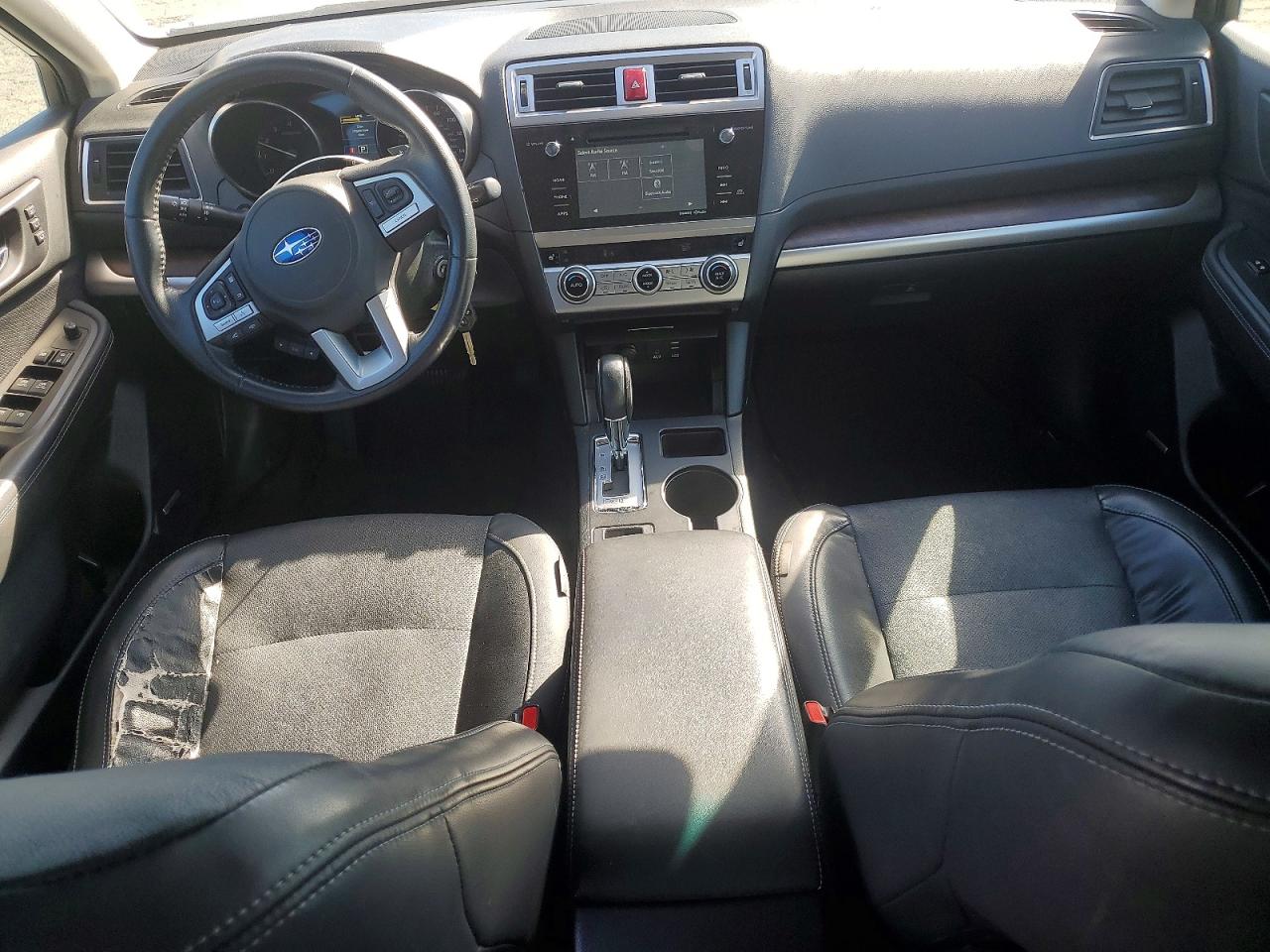 2015 SUBARU Outback 2. VIN 4S4BSAJC1F3215147 photo 8