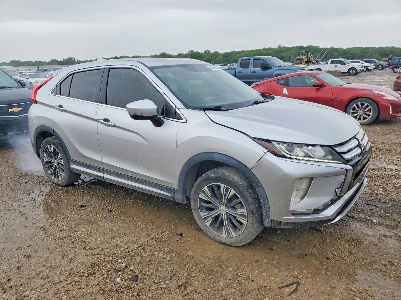 2018 Mitsubishi ECLIPSE VIN JA4AT5AA2JZ037476 photo 4