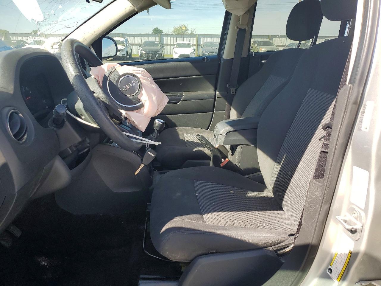 2012 JEEP Compass VIN 1C4NJCBA7CD652542 photo 7