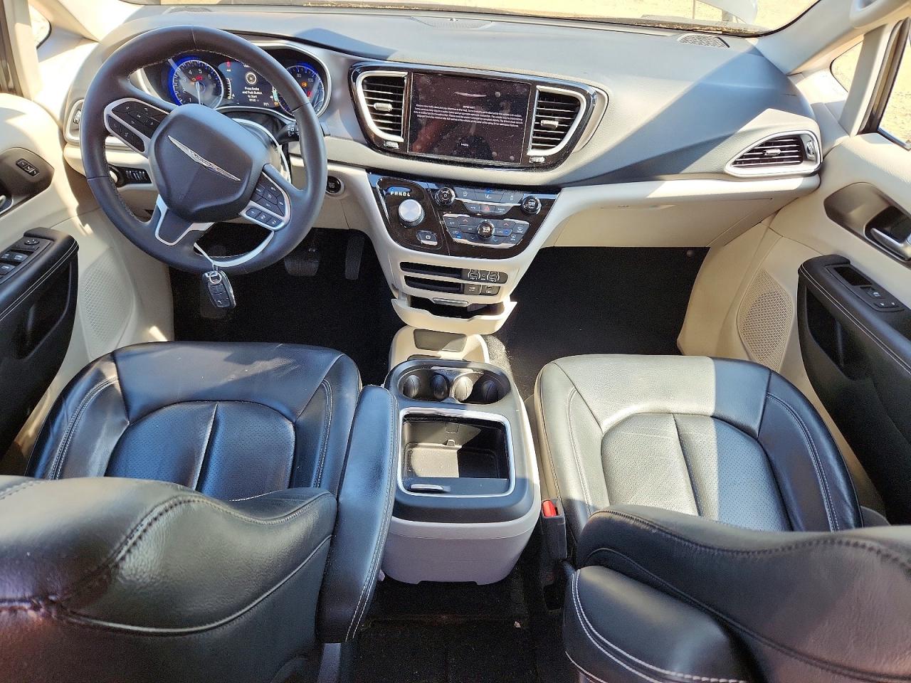 2022 Chrysler Pacifica VIN 2C4RC1BG0NR188174 photo 8