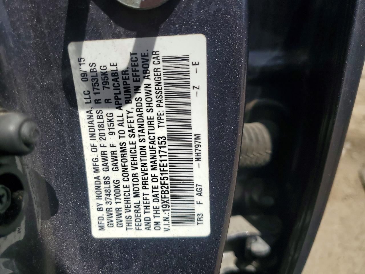 2015 Honda Civic VIN 19XFB2F51FE117153 photo 12