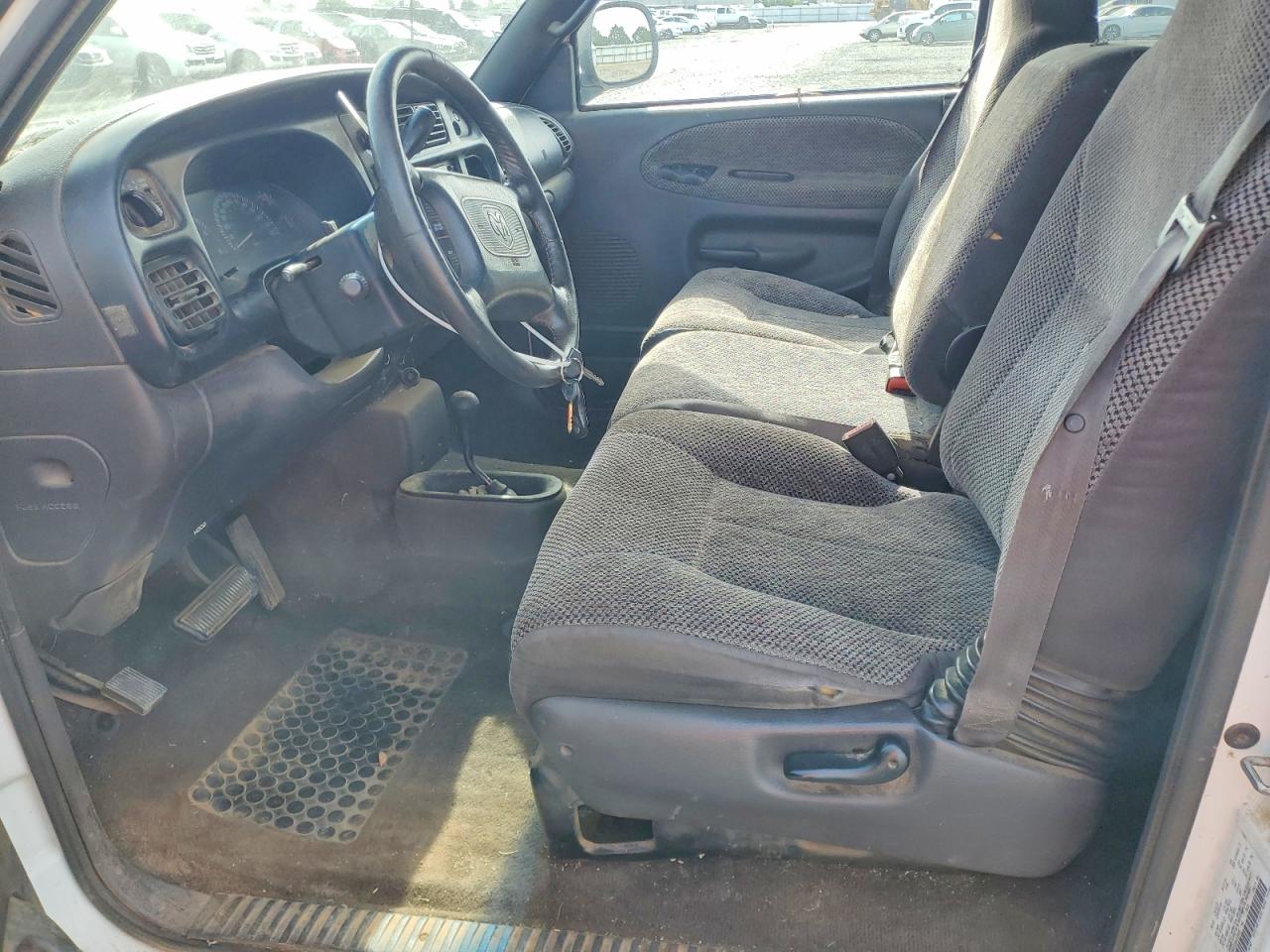 1999 Dodge Ram 1500 VIN 3B7HF13Z0XG122039 photo 7