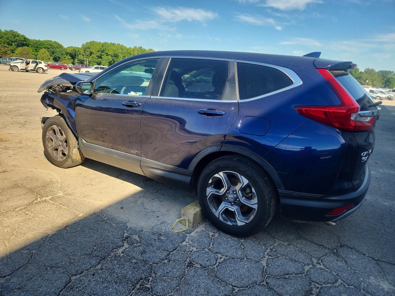 2018 Honda Crv VIN 7FARW1H55JE013300 photo 2