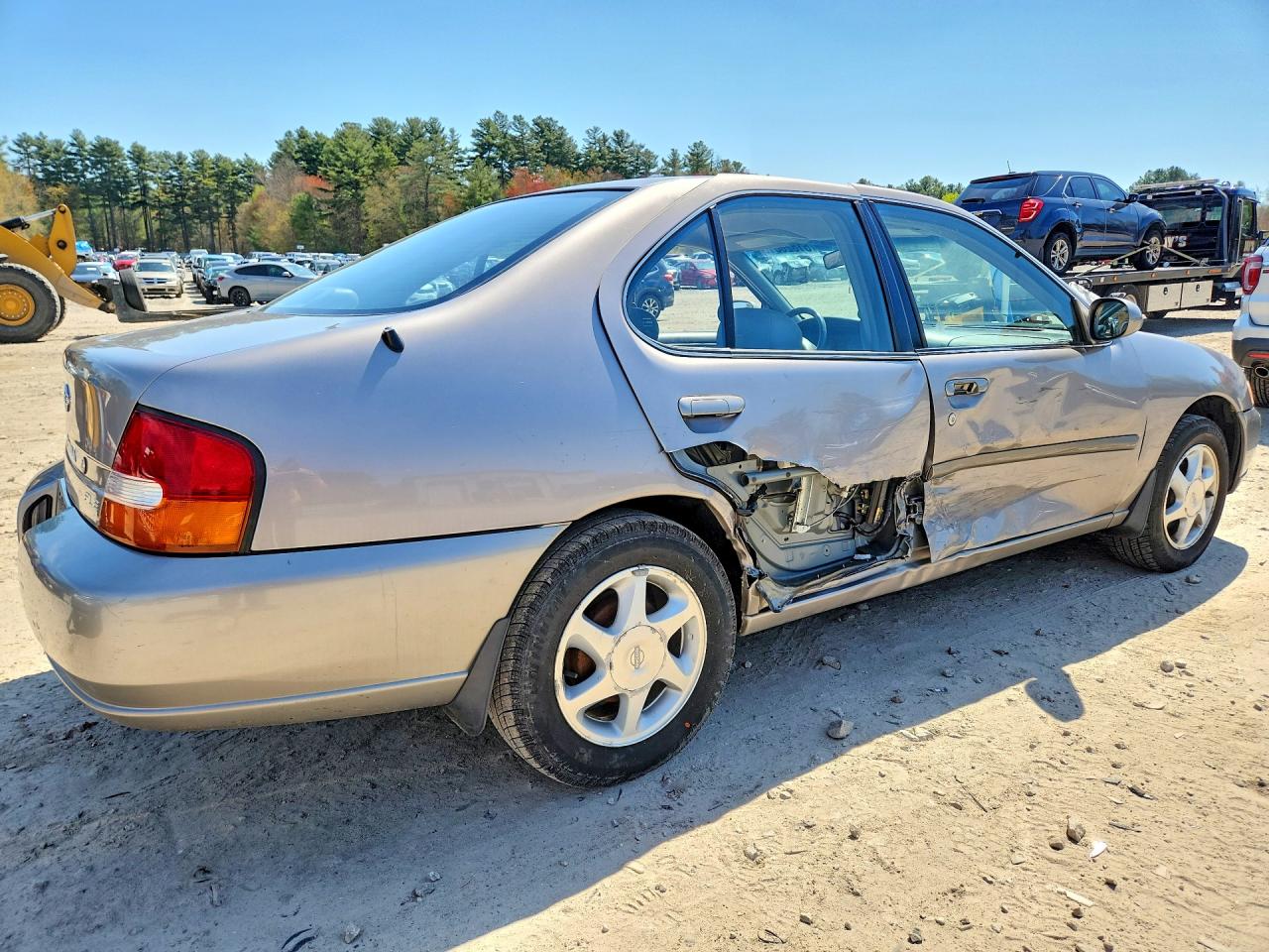 1999 Nissan Altima VIN 1N4DL01D5XC222347 photo 3