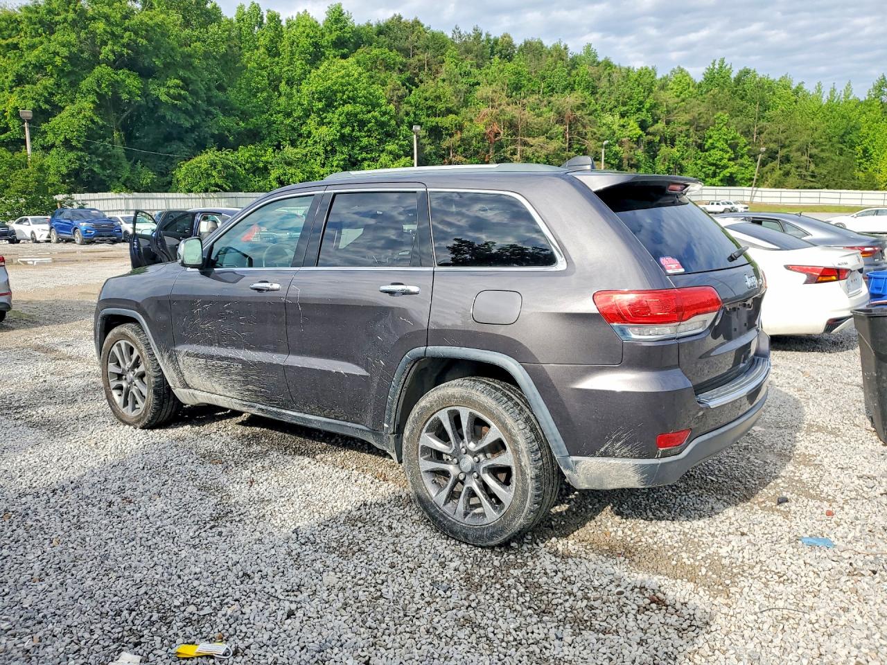 2018 Cherokee VIN 1C4RJEBG3JC109676 photo 2