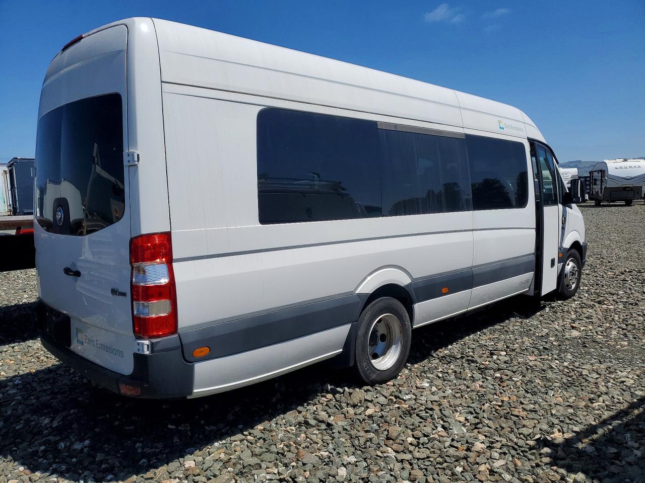 2018 GREENPOWER All other VIN 1G9CG2CD2JD492002 photo 3