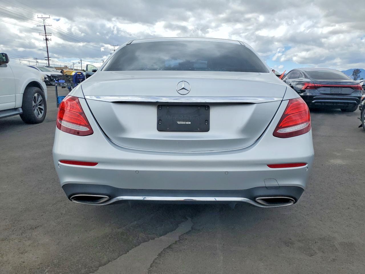 2018 Mercedes-Benz E-class VIN WDDZF4JB7JA431563 photo 6