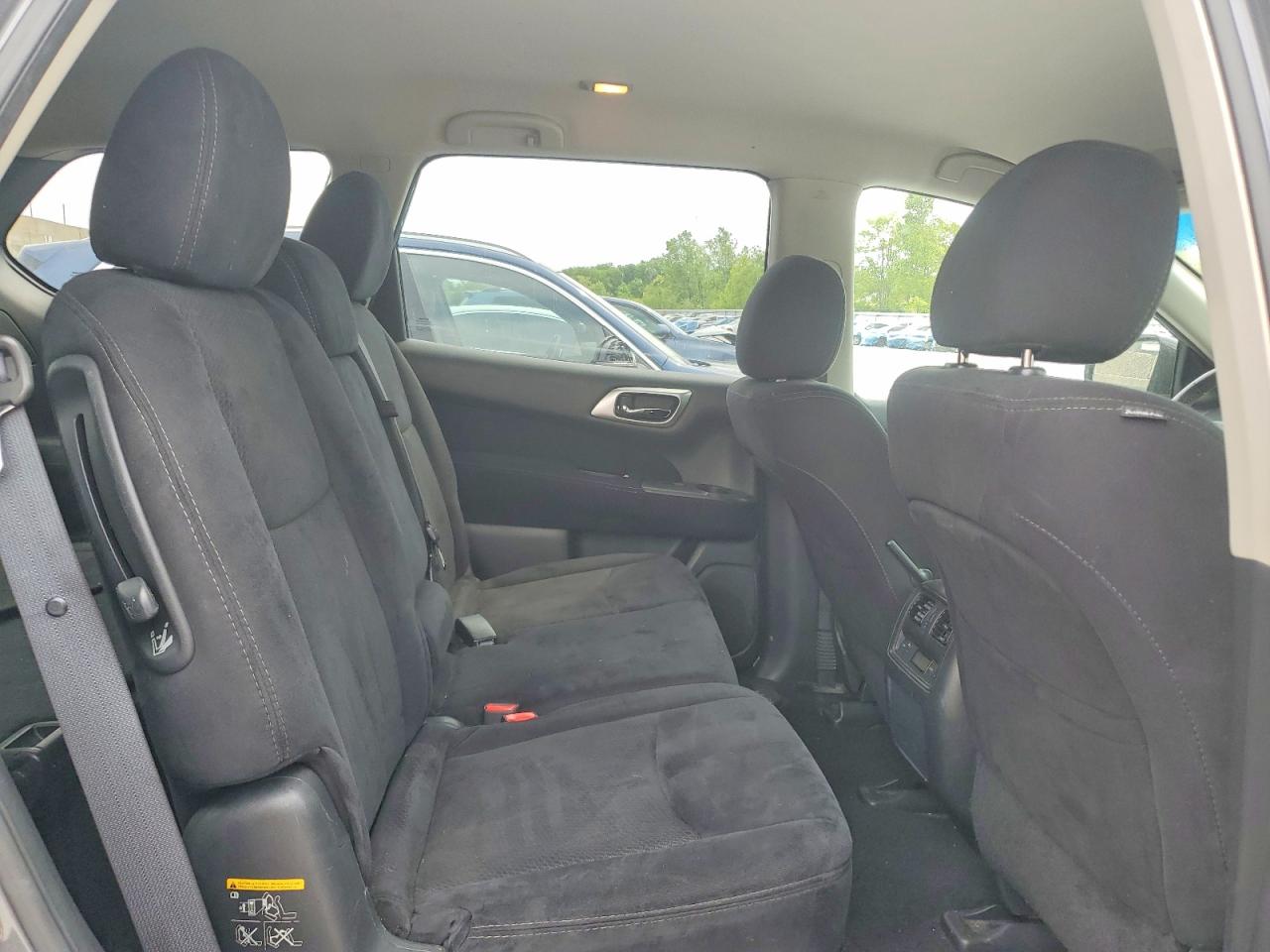 2016 Nissan Pathfinder VIN 5N1AR2MM9GC628758 photo 11