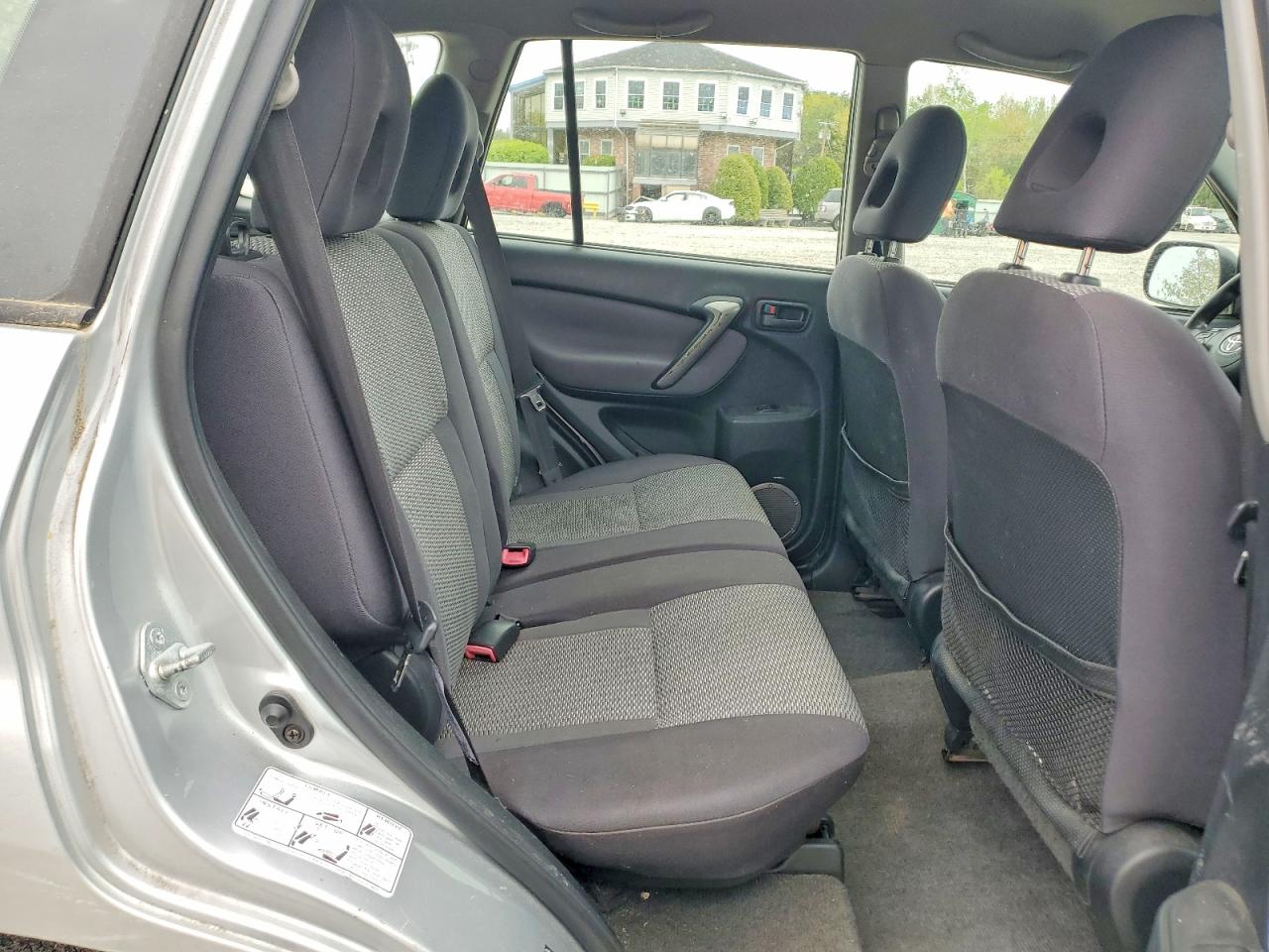 2005 Toyota Rav4 base VIN JTEGD20V656001891 photo 11