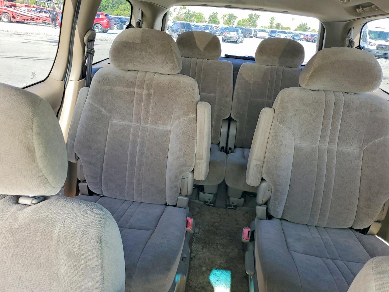 2001 TOYOTA Sienna VIN 4T3ZF13C61U361571 photo 10