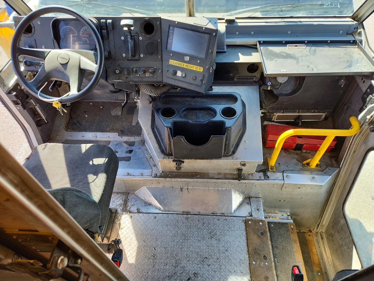 2021 FREIGHTLINER All other VIN 4UZAC2GA6MCMN0256 photo 8