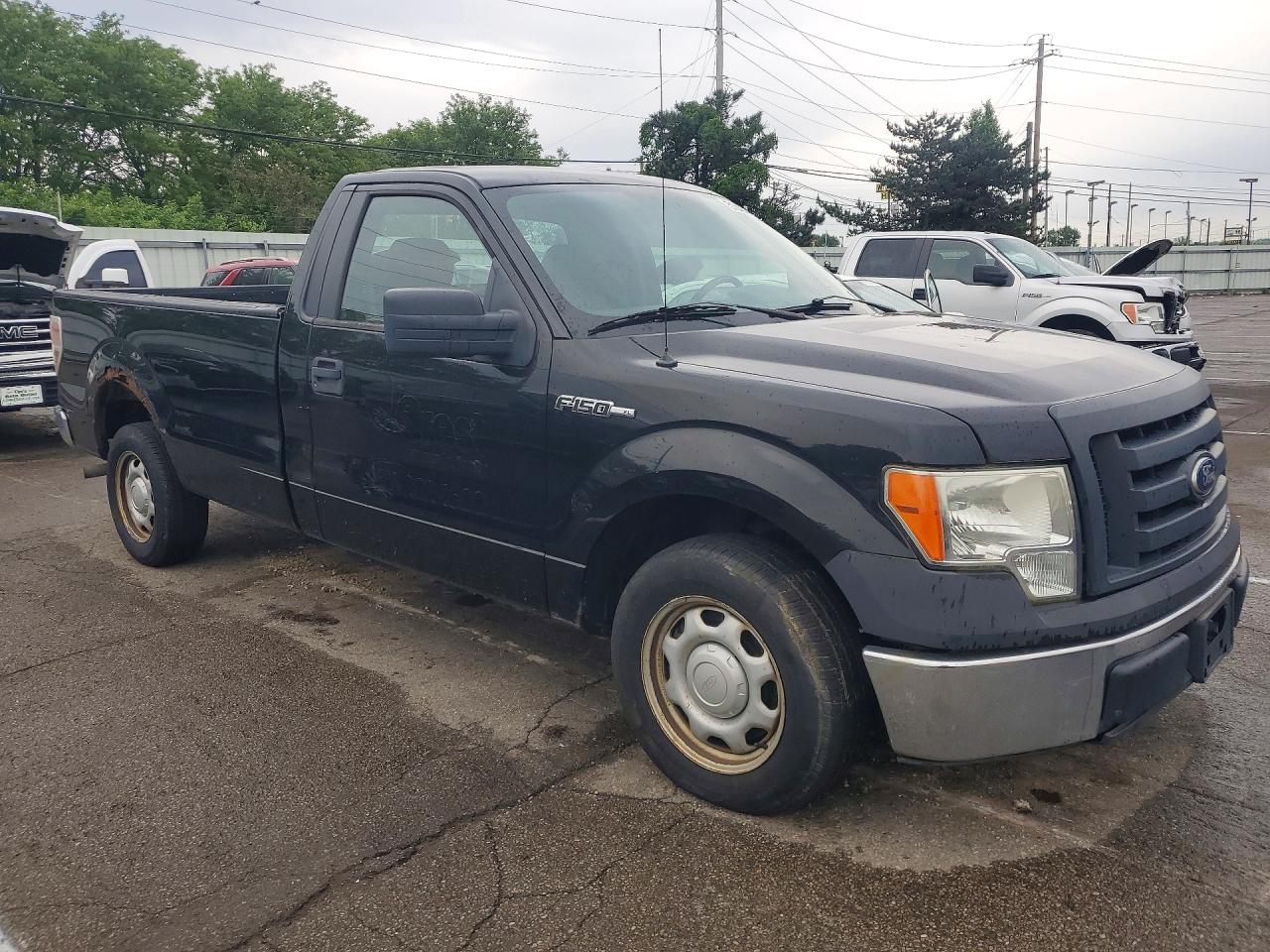 2010 Ford F150 VIN 1FTMF1CW5AKA20594 photo 4