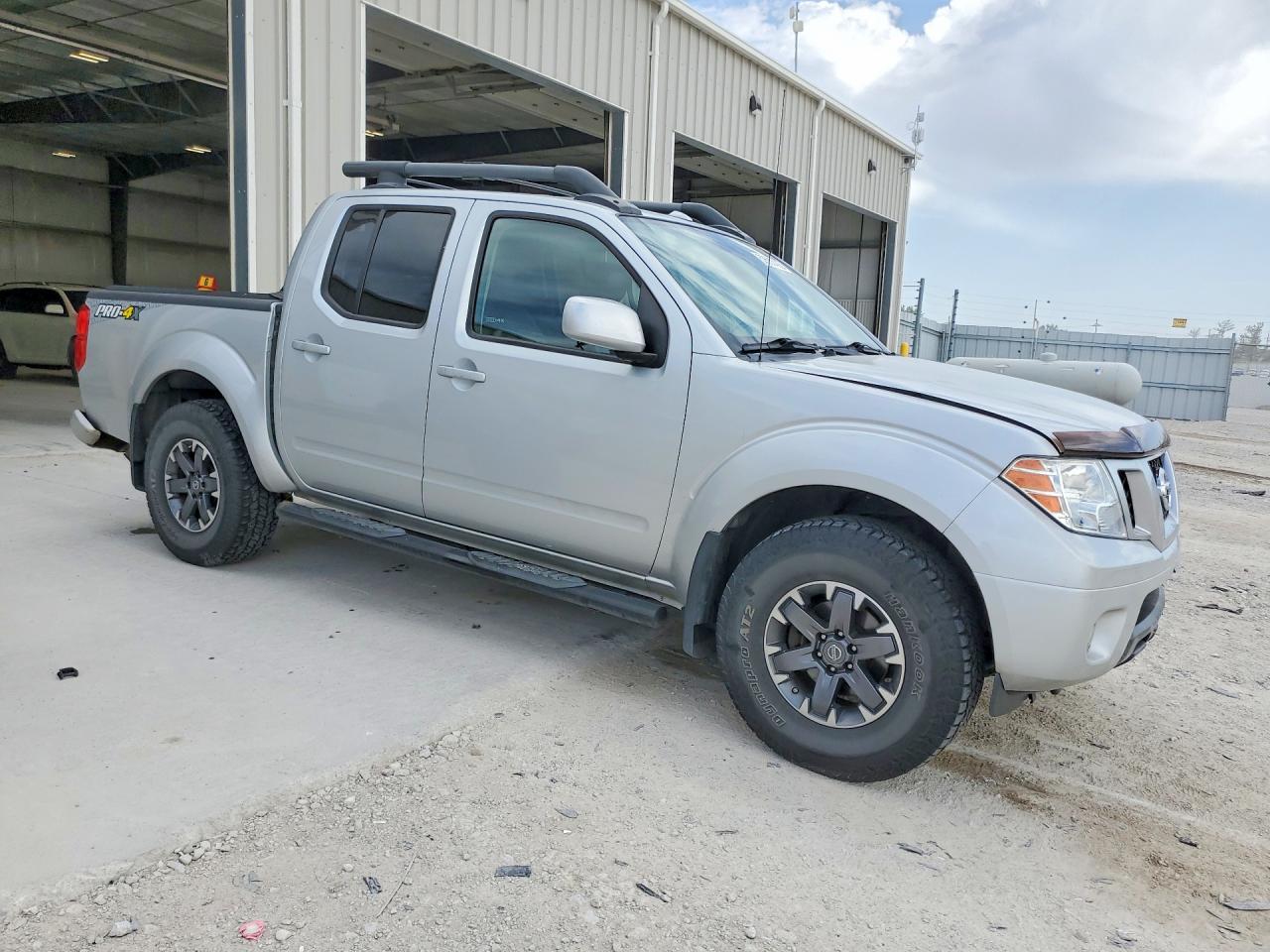 2017 Nissan Frontier VIN 1N6DD0EV7HN746595 photo 4